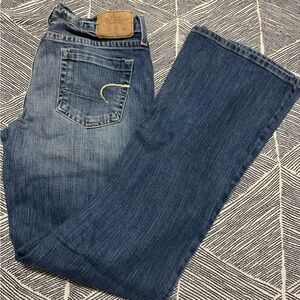 American Eagle Vintage Light Blue Jeans